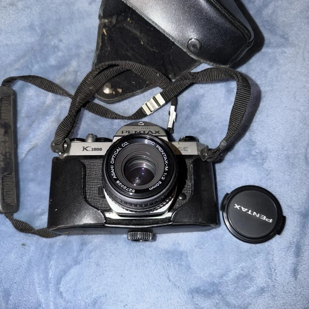 PENTAX K1000 K-1000 SE 35mm FILM SLR Camera w/50mm Lens
